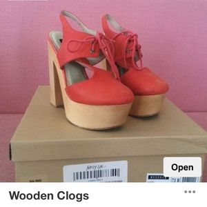 Messeca “Maru” coral lace up platform! NWT!